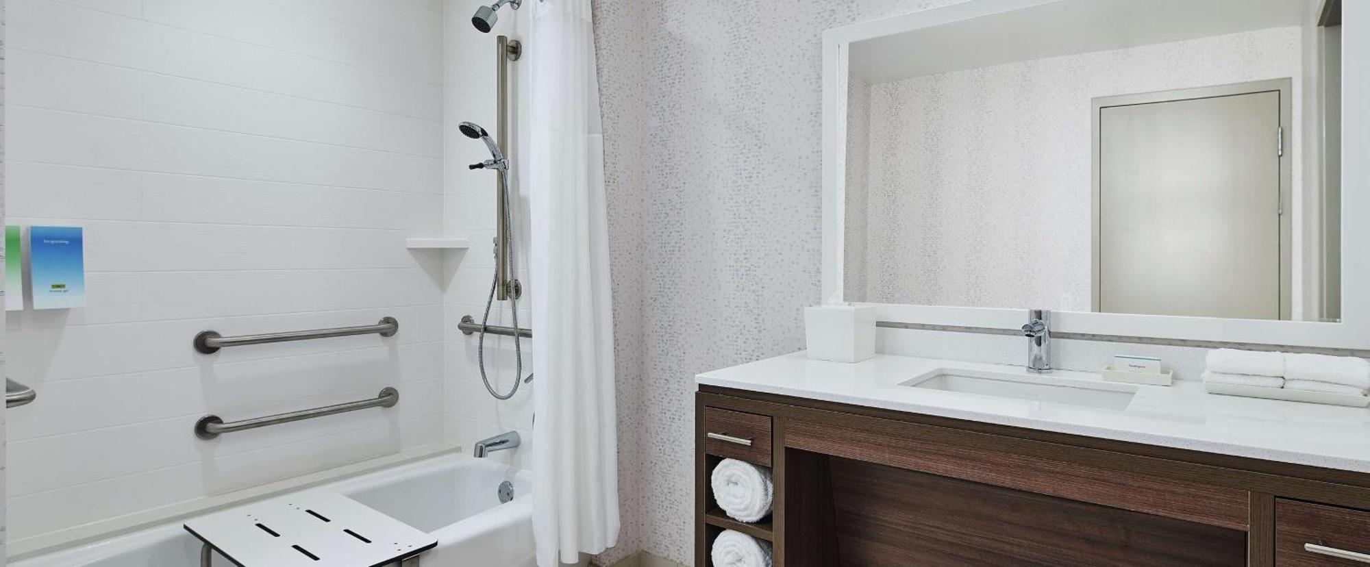 Home2 Suites By Hilton Chicago Mccormick Place Экстерьер фото