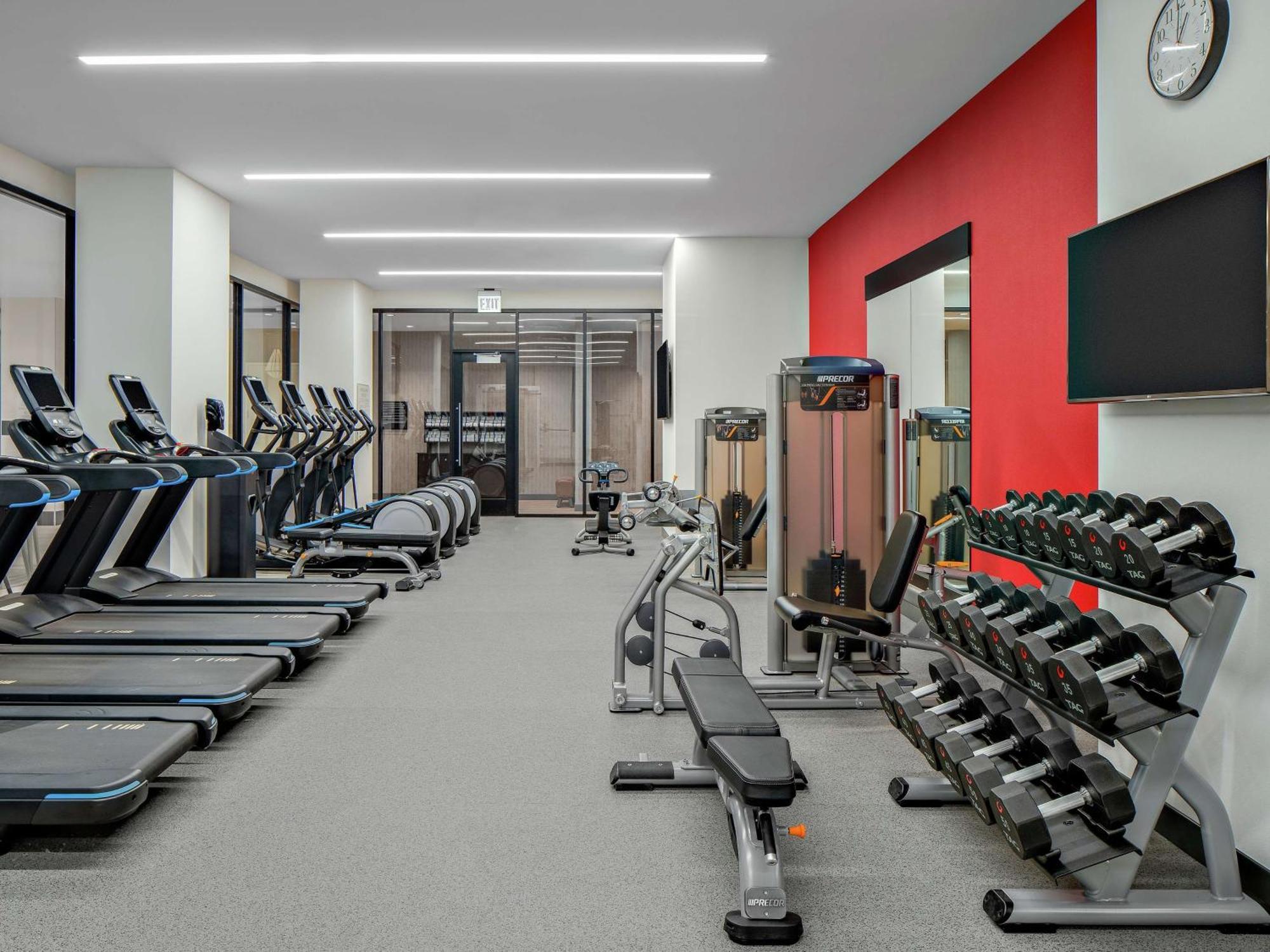Home2 Suites By Hilton Chicago Mccormick Place Экстерьер фото