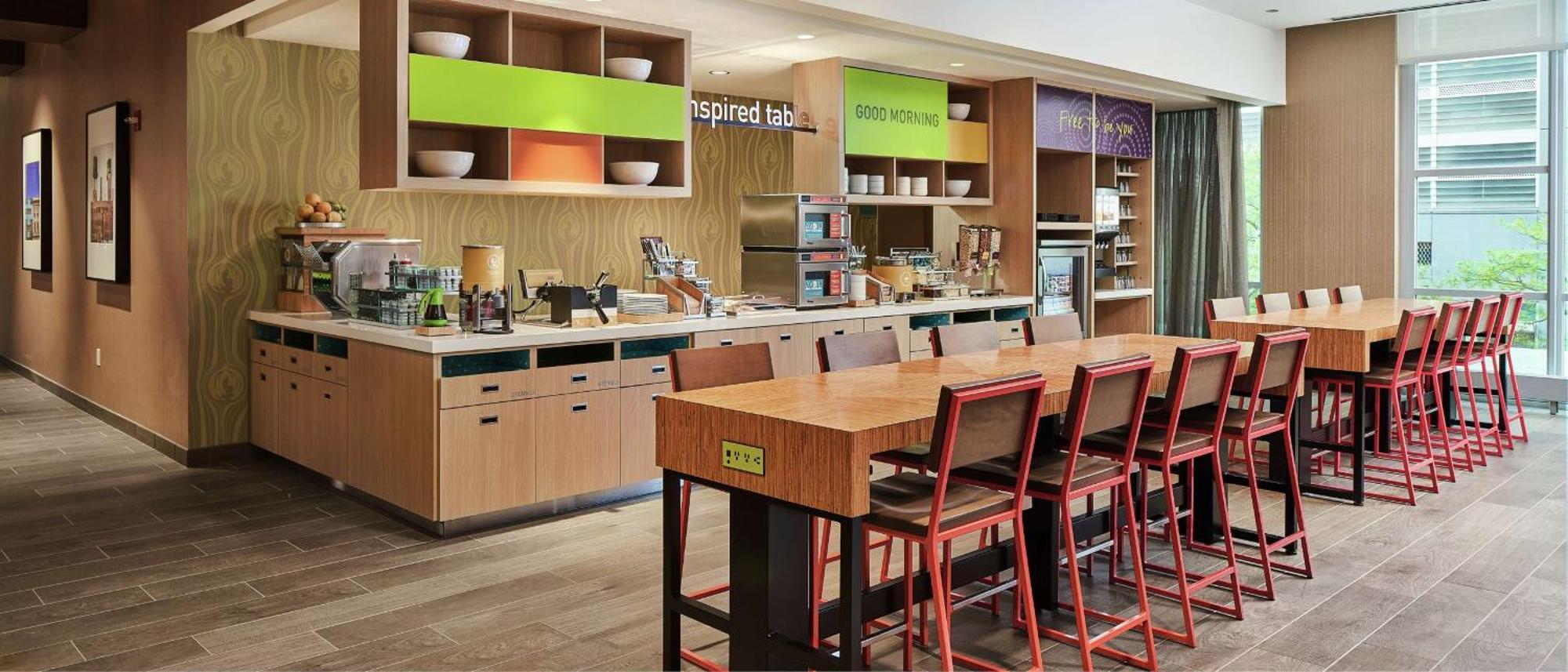 Home2 Suites By Hilton Chicago Mccormick Place Экстерьер фото